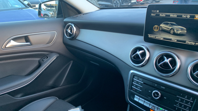 Mercedes-Benz GLA 180 Urban Edition 5dr Auto Petrol Hatchback